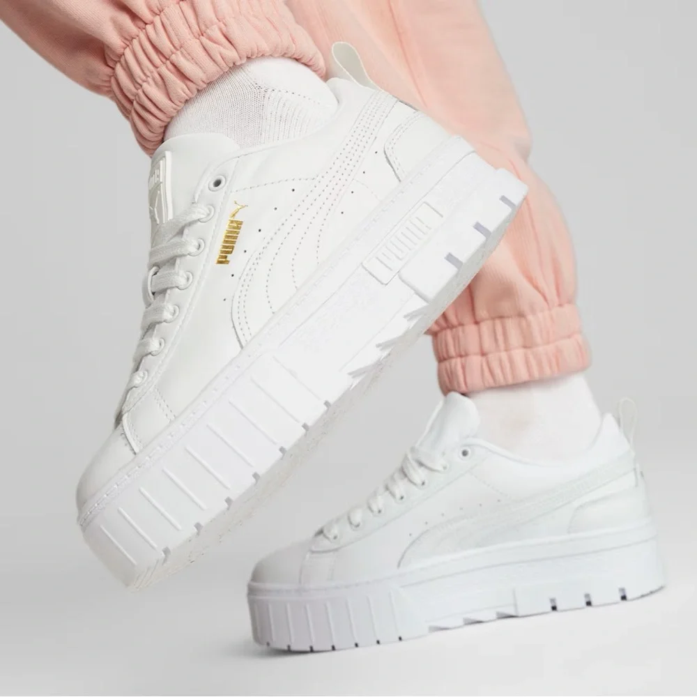 PUMA Mayze Classic Sneakers - White - 6.5 - Picture 1 of 15
